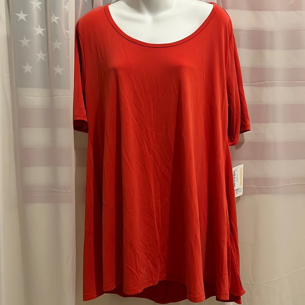 LuLarRoe Womens Perfect T size L